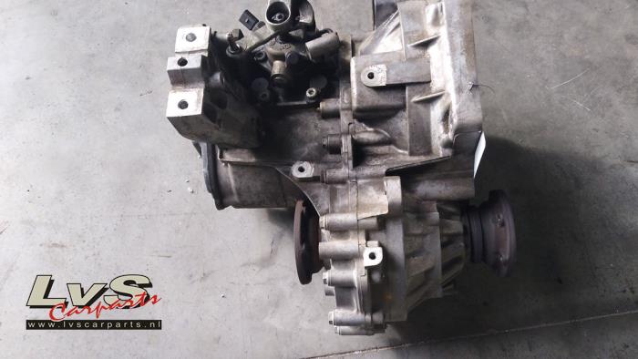 Gearbox Volkswagen Caddy IV 2.0 TDI 102 - BAKCODE DFSD RTH