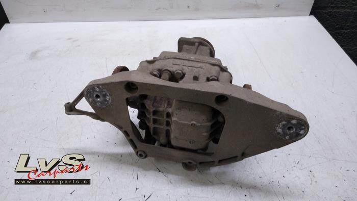 Rear differential from a Audi A6 Avant (C7) 2.0 TDI 16V 2017