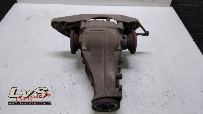 Rear differential from a Audi A6 Avant (C7) 2.0 TDI 16V 2017