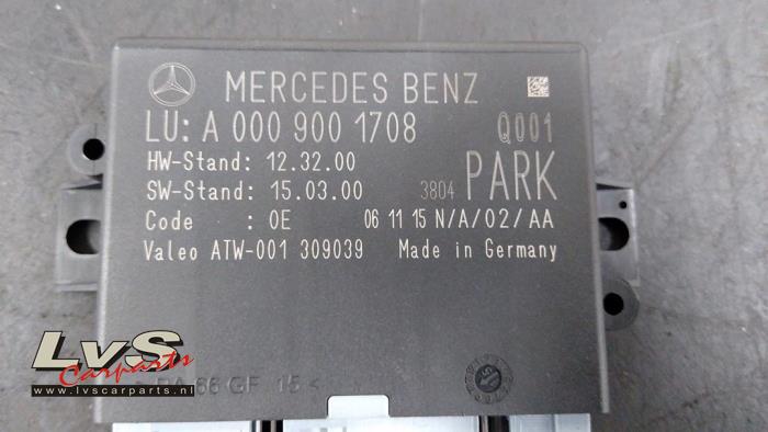 PDC Module from a Mercedes-Benz A (W176) 1.5 A-180 CDI, A-180d 16V 2015