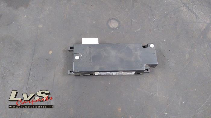 Używane Modul Bluetooth Citroen C3 (SC) 1.4 HDi Cena € 30,00 Procedura marży oferowane przez LvS Carparts