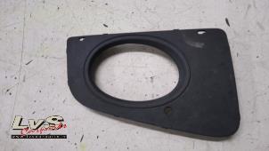 Used Fog light cover plate, right Volkswagen Crafter 2.0 BiTDI Price € 20,00 Margin scheme offered by LvS Carparts