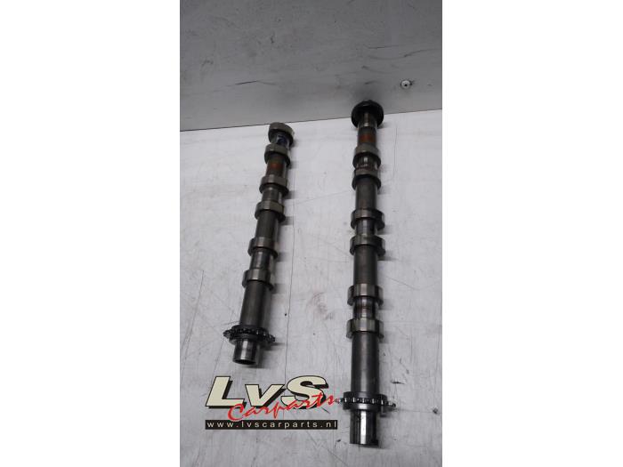 Gebrauchte Nockenwelle Landrover Discovery III (LAA/TAA) 2.7 TD V6 Preis € 75,00 Margenregelung angeboten von LvS Carparts