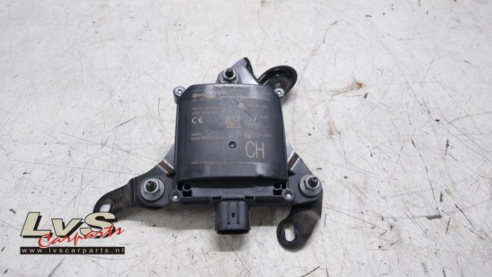 Begagnade Radarsensor Toyota C-HR (X1,X5) 1.8 16V Hybrid Pris € 99,95 Marginaltabell erbjuds av LvS Carparts