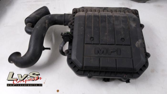 Gebrauchte Luftfiltergehäuse Skoda Citigo 1.0 12V Preis € 15,00 Margenregelung angeboten von LvS Carparts