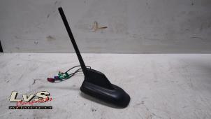 Used GPS antenna Volkswagen Polo V (6R) 1.6 TDI 16V 105 Price € 15,00 Margin scheme offered by LvS Carparts