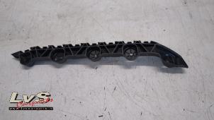 Used Rear bumper bracket, left Skoda Fabia III Combi (NJ5) 1.0 12V Greentech Price € 15,00 Margin scheme offered by LvS Carparts