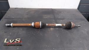 Used Front drive shaft, right Renault Captur (2R) 0.9 Energy TCE 12V Price € 100,00 Margin scheme offered by LvS Carparts