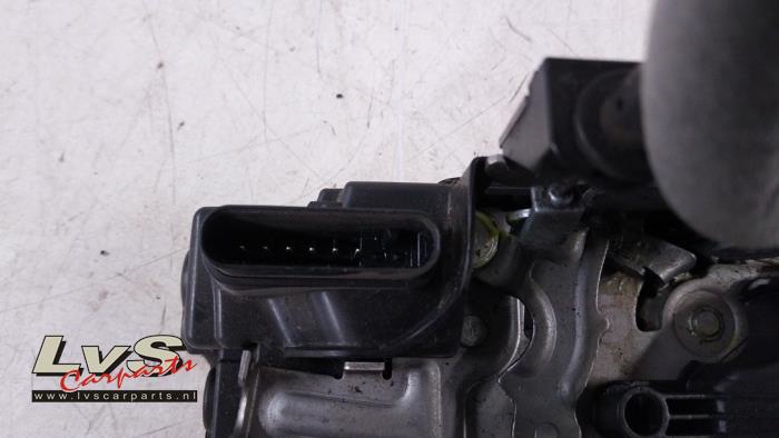 Rear door mechanism 4-door, right Volvo V40 1.6 D2 - 31440398