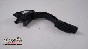 Used Accelerator pedal Renault Captur II (RJB) 1.0 TCe 90 12V Price € 75,00 Margin scheme offered by LvS Carparts