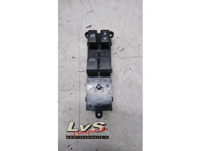 Usados Interruptor combinado de ventanillas Suzuki Celerio (LF) 1.0 12V Precio € 40,00 Norma de margen ofrecido por LvS Carparts