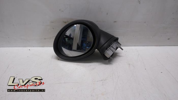 Wing mirror, left from a MINI Clubman (R55) 1.6 16V Cooper S 2010