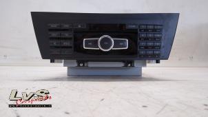 Used Radio CD player Mercedes C Estate (S204) 2.2 C-200 CDI 16V BlueEFFICIENCY Price € 150,00 Margin scheme offered by LvS Carparts