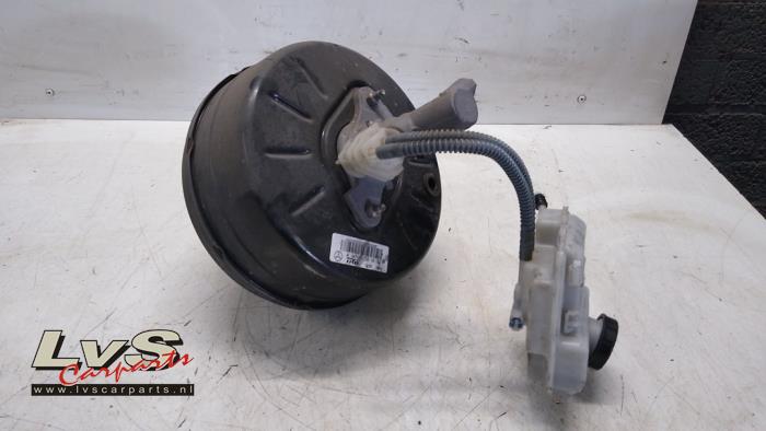 Usados Servofreno Mercedes Vito (447.6) 1.6 111 CDI 16V Precio € 151,25 IVA incluido ofrecido por LvS Carparts