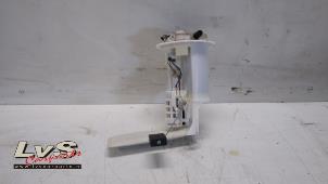 Used Electric fuel pump Toyota Yaris III (P13) 1.33 16V Dual VVT-I Price € 44,00 Margin scheme offered by LvS Carparts