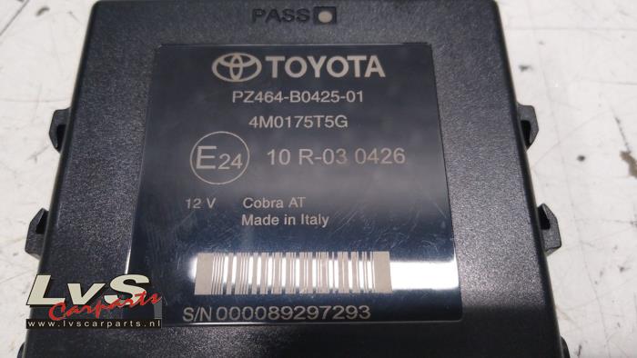 Modul czujników parkowania z Toyota Yaris III (P13) 1.33 16V Dual VVT-I 2014