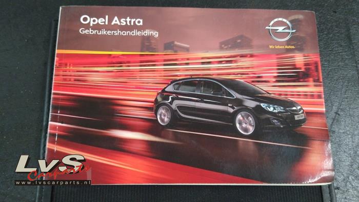Instrucciones(varios) de un Opel Astra J Sports Tourer (PD8/PE8/PF8) 1.4 16V ecoFLEX 2011