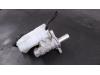 Master cylinder from a Dacia Dokker Express (8S) 1.5 dCi 90 2019