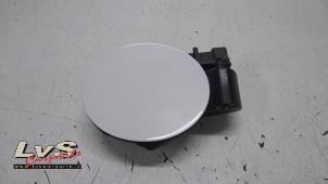Used Tank cap cover Landrover Discovery Sport (LC) 2.0 TD4 180 16V Price € 125,00 Margin scheme offered by LvS Carparts