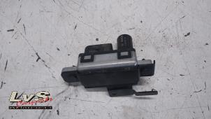 Used Glow plug relay Landrover Discovery Sport (LC) 2.0 TD4 180 16V Price € 45,00 Margin scheme offered by LvS Carparts