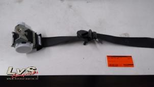 Used Front seatbelt, left BMW 1 serie (F20) 116d 2.0 16V Price € 75,00 Margin scheme offered by LvS Carparts
