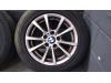 Kit jantes + pneumatiques d'un BMW 3 serie (F30) 318d 2.0 16V 2012