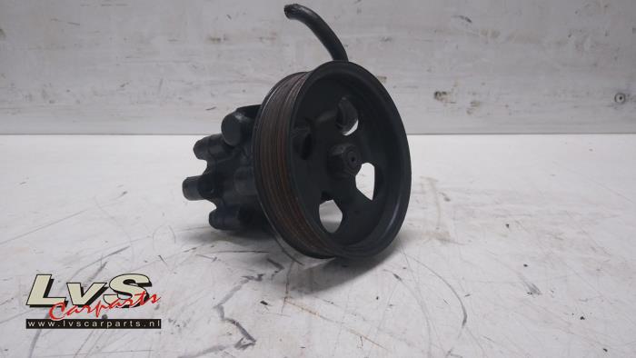 Usagé Pompe de direction Hyundai H-1/Starex Travel 2.5 CRDi Prix € 36,00 Règlement à la marge proposé par LvS Carparts