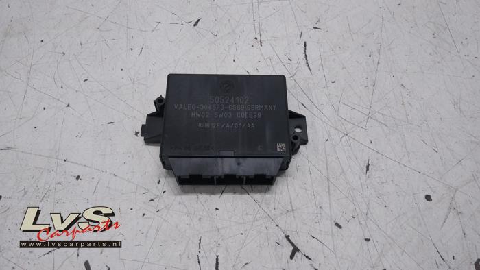 Usados Módulo PDC Alfa Romeo Giulietta (940) 1.4 TB 16V Precio € 49,00 Norma de margen ofrecido por LvS Carparts