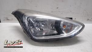 Used Headlight, right Hyundai i10 (B5) 1.0 12V Price € 175,00 Margin scheme offered by LvS Carparts