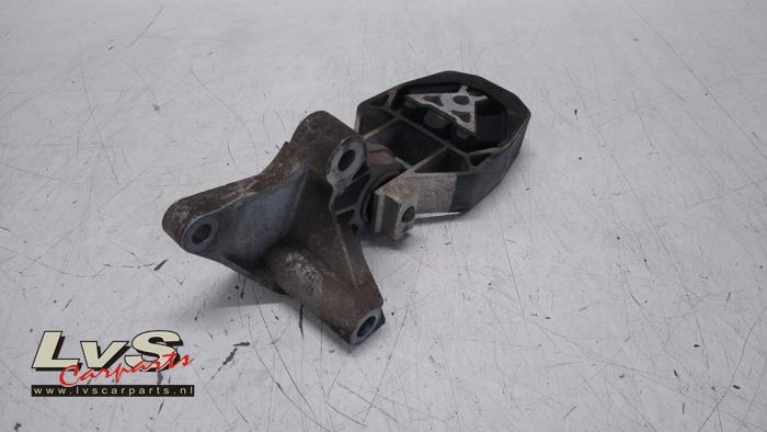 Gebrauchte Motorlager Ford Focus 3 Wagon 1.0 Ti-VCT EcoBoost 12V 125 Preis € 25,00 Margenregelung angeboten von LvS Carparts