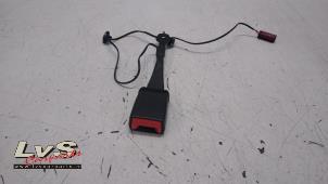 Used Front seatbelt buckle, right Ford B-Max (JK8) 1.0 EcoBoost 12V 100 Price € 25,00 Margin scheme offered by LvS Carparts