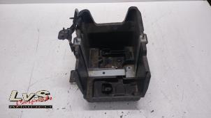 Used Battery box Ford B-Max (JK8) 1.0 EcoBoost 12V 100 Price € 15,00 Margin scheme offered by LvS Carparts