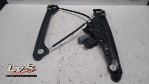 Used Window mechanism 4-door, front right Peugeot 3008 II (M4/MC/MJ/MR) 1.2 12V e-THP PureTech 130 Price € 100,00 Margin scheme offered by LvS Carparts