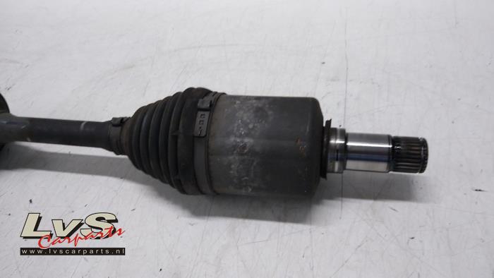 Front drive shaft, right from a Mercedes-Benz GLK (204.7/9) 2.2 220 CDI 16V BlueEff.,BlueTEC 4-Matic 2009