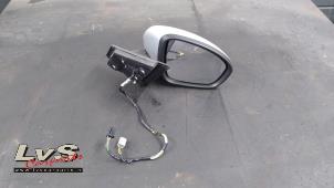 Used Wing mirror, right Renault Megane IV Estate (RFBK) 1.5 Energy dCi 110 Price € 175,00 Margin scheme offered by LvS Carparts