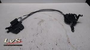Used Tailgate lock mechanism BMW 3 serie Touring (F31) 320d 2.0 16V Price € 125,00 Margin scheme offered by LvS Carparts
