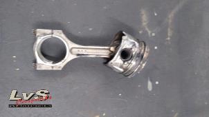 Piston d'un BMW 4 serie Gran Coupe (F36) 418d 2.0 16V 2015