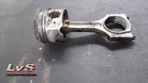 Piston d'un BMW 4 serie Gran Coupe (F36) 418d 2.0 16V 2015