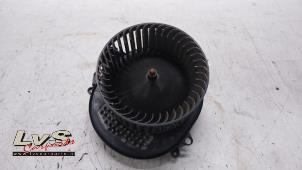 Used Heating and ventilation fan motor BMW 3 serie Touring (F31) 320d 2.0 16V Price € 50,00 Margin scheme offered by LvS Carparts