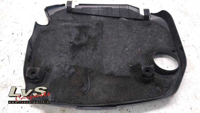 Abdeckblech Motor van een BMW 3 serie Touring (F31) 320d 2.0 16V 2013