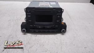 Used Radio CD player Hyundai i10 (B5) 1.2 16V Price € 100,00 Margin scheme offered by LvS Carparts