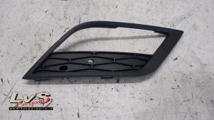 Used Bumper grille Seat Leon (5FB) 1.4 TSI 16V Price € 20,00 Margin scheme offered by LvS Carparts