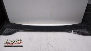 Used Cowl top grille Seat Leon (5FB) 1.4 TSI 16V Price € 40,00 Margin scheme offered by LvS Carparts