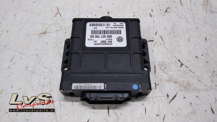 Used Automatic gearbox computer Audi Q7 (4LB) 3.0 TDI V6 24V Price € 100,00 Margin scheme offered by LvS Carparts
