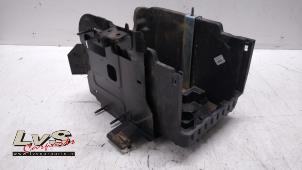 Used Battery box Ford Fiesta 6 (JA8) 1.0 SCI 12V 80 Price € 19,00 Margin scheme offered by LvS Carparts
