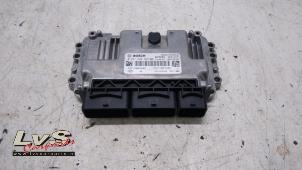 Usagé Calculateur moteur Renault Twingo III (AH) 1.0 SCe 70 12V Prix € 100,00 Règlement à la marge proposé par LvS Carparts