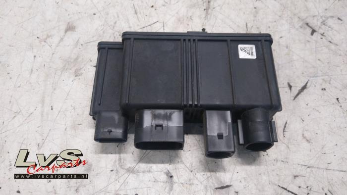 Używane Modul (rózne) BMW 1 serie (F20) 116i 1.5 12V Cena € 30,00 Procedura marży oferowane przez LvS Carparts