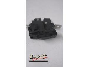 Used Tailgate lock mechanism Mercedes A (W176) 1.6 A-160 16V Price € 40,00 Margin scheme offered by LvS Carparts