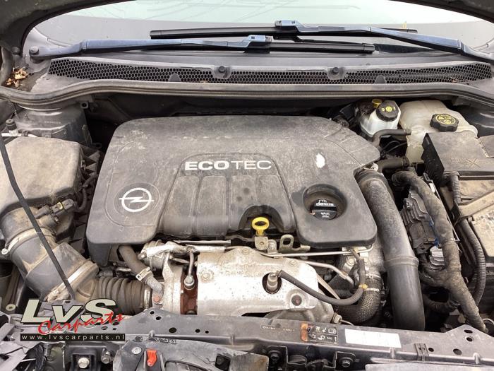 Silnik z Opel Astra J Sports Tourer (PD8/PE8/PF8) 1.6 CDTI 16V 2016