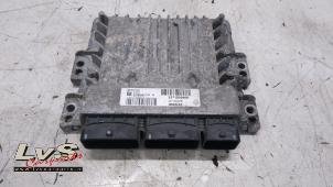 Used Engine management computer Renault Scénic III (JZ) 1.5 dCi 110 Price € 100,00 Margin scheme offered by LvS Carparts